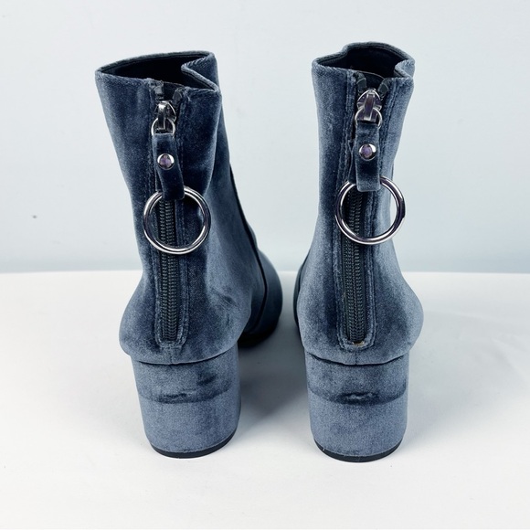 Urban Outfitters Harlow Blue Velvet O-Ring Heeled Ankle Boot Size 10 - Picture 4 of 13